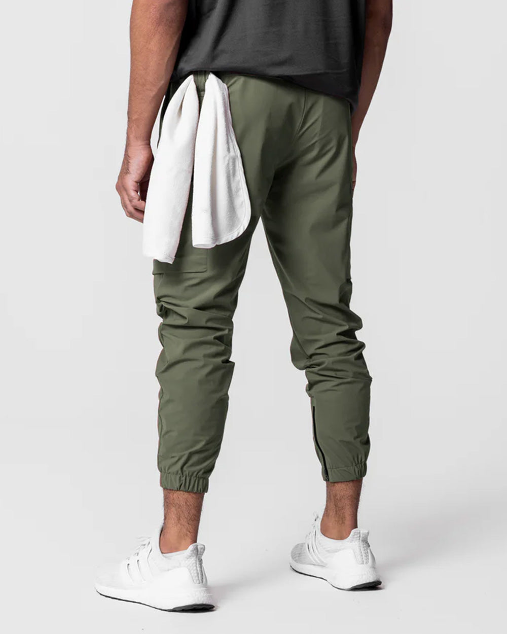 Standard Zip Jogger - Olive